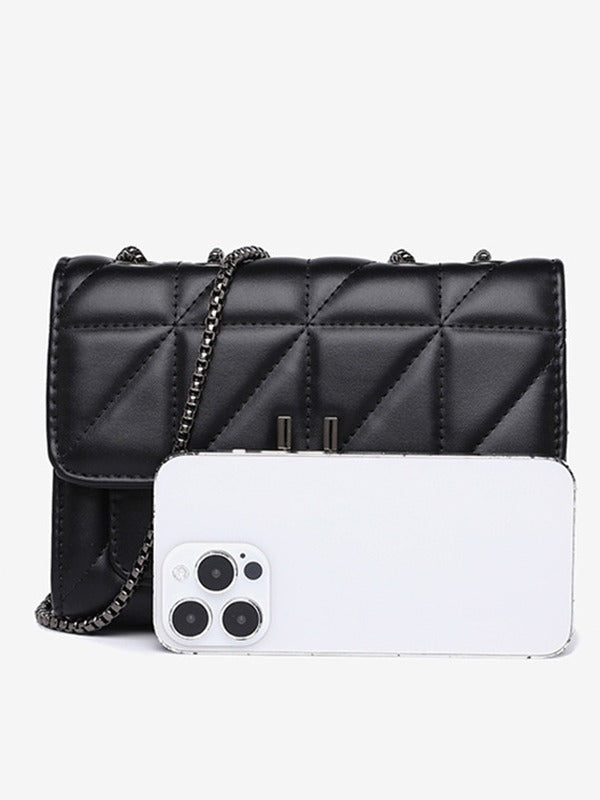The Diamond Chain Crossbody
