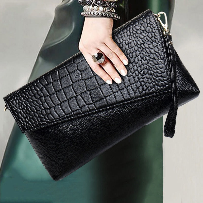 The Litchi Grain Clutch