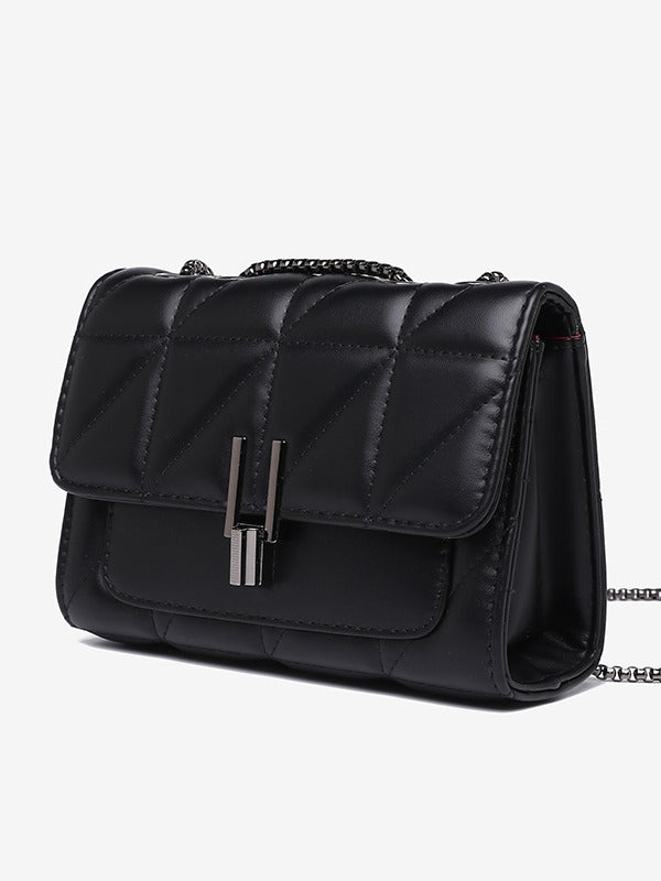The Diamond Chain Crossbody