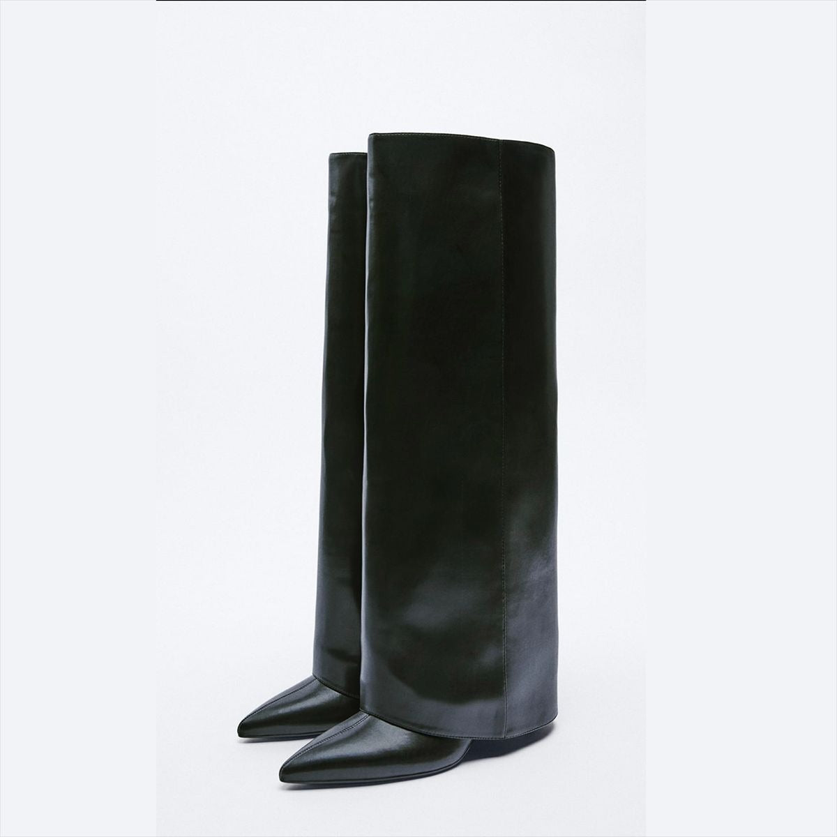The Long Heel Boot