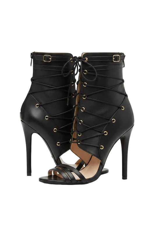 The Roman Stiletto