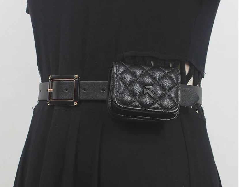 The City Mini Pouch
